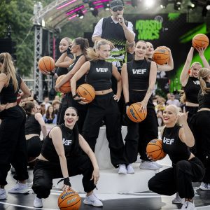 XVII Krastu mačs