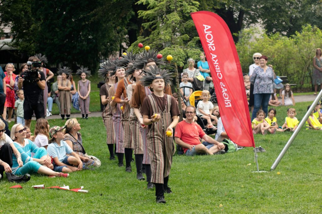 Starptautiskais laikmetīgā cirka un ielu mākslas festivāls “Re Rīga!”