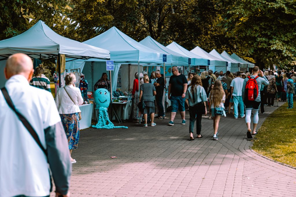 KTMC “Mazā ģilde” aicina pieteikties tirgotājus Rīgas dzimšanas dienas pasākumā Vērmanes dārzā